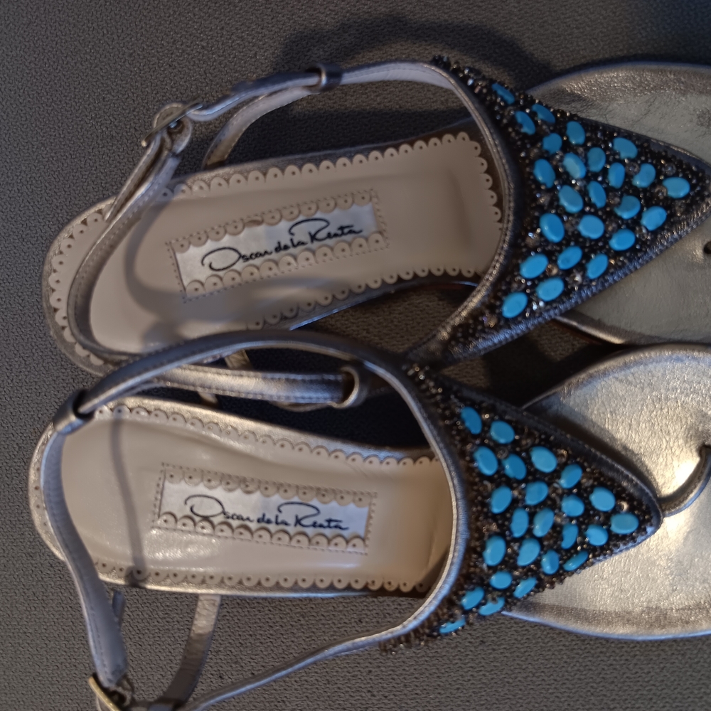 Oscar de la Renta Silver and Blue Sandals with Ankle Strap